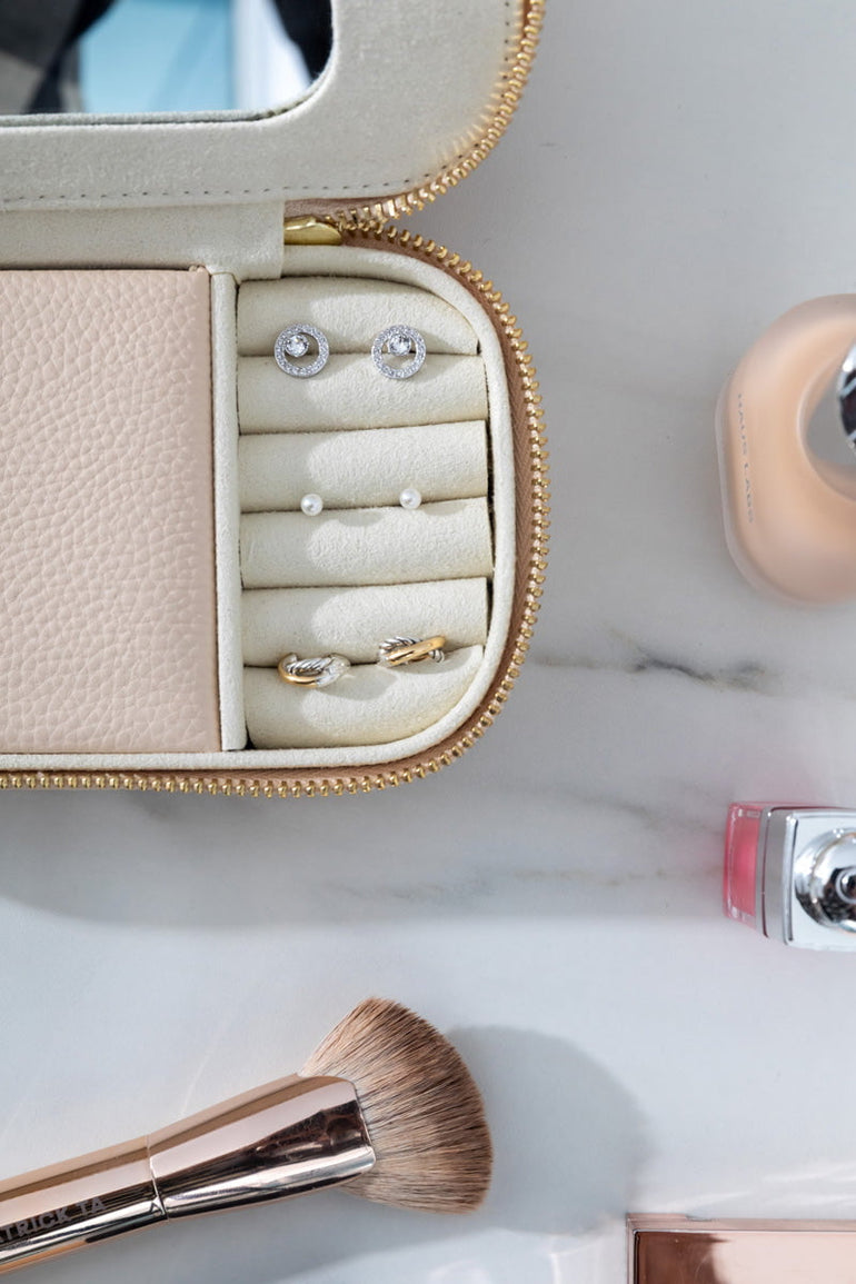 Mia Elyssia Cosmetics & Jewellery Case