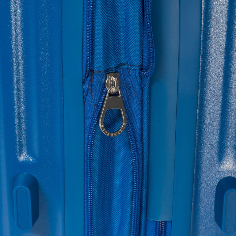 Explorer Destinations Expandable Medium Luggage