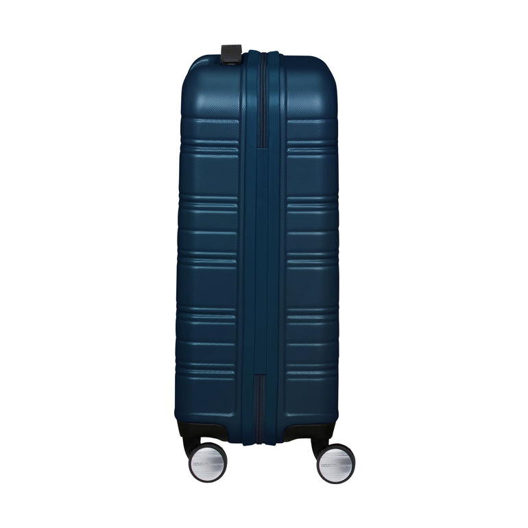 American Tourister High Turn Spinner Carry-On Luggage