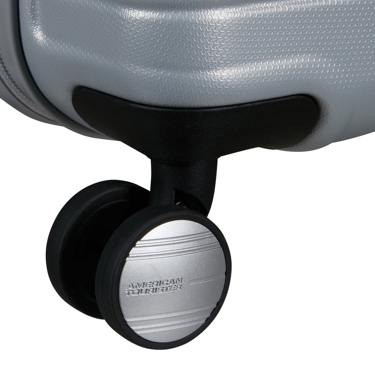 American Tourister High Turn Spinner Carry-On Luggage