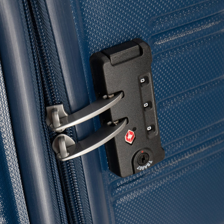 American Tourister High Turn Spinner Expandable Medium Luggage