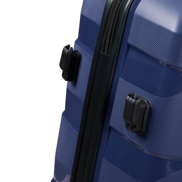American Tourister Air Move 3-Piece Spinner Luggage Set