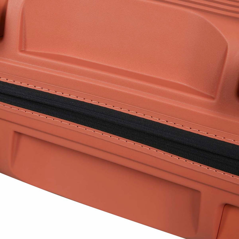 Samsonite Upscape Spinner Expandable Medium Luggage