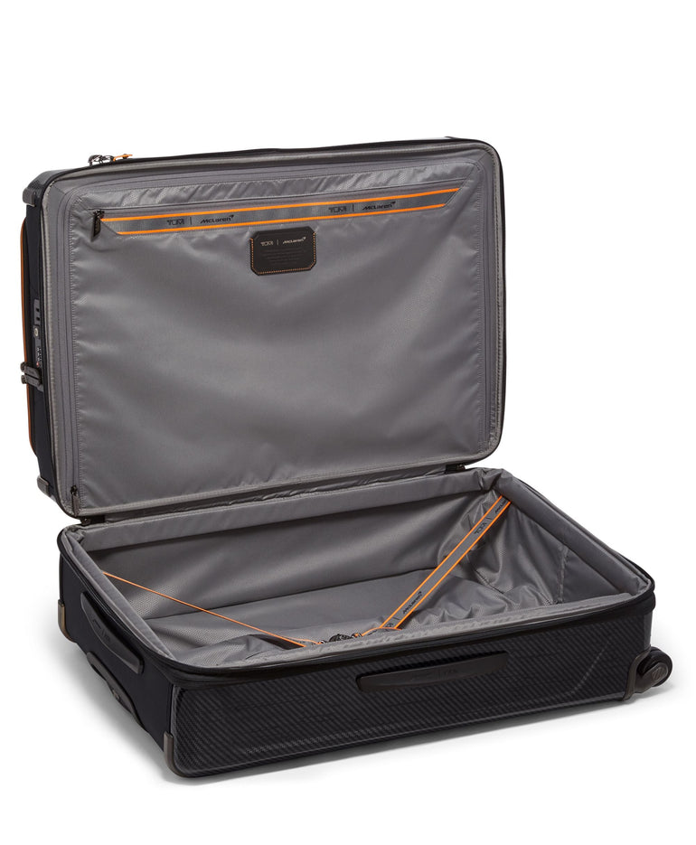 Tumi TUMI I McLaren Aero ChatGPT said: Valise de voyage prolongé grand format