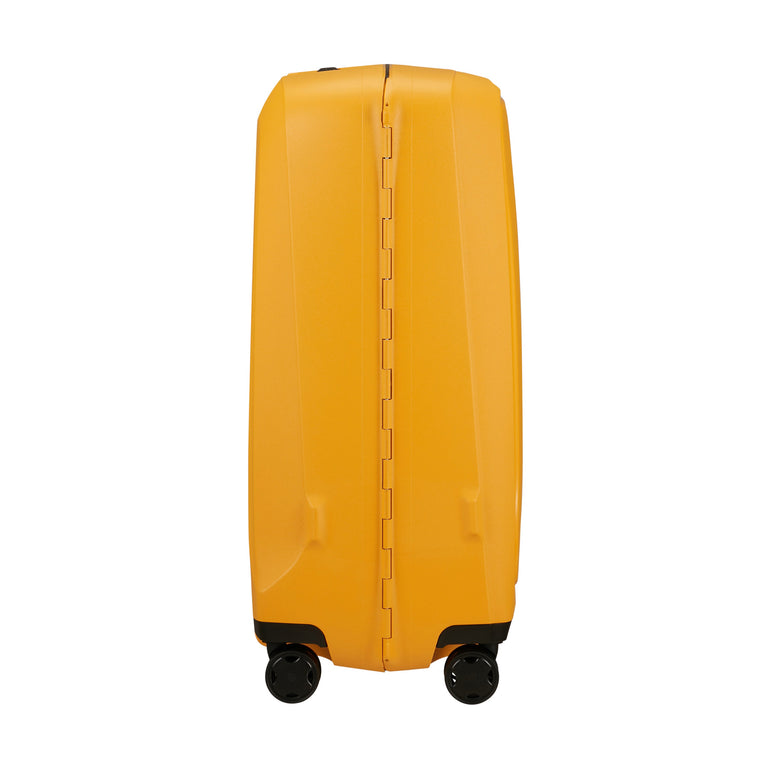 Samsonite Essens Spinner Medium Luggage