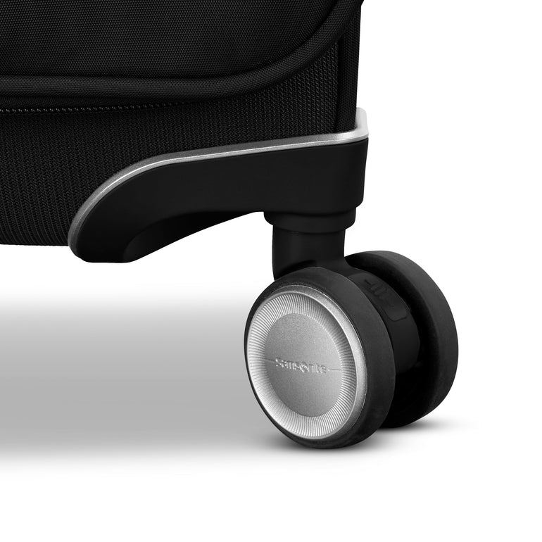 Samsonite Silhouette 18 Softside Spinner Expandable Medium Luggage