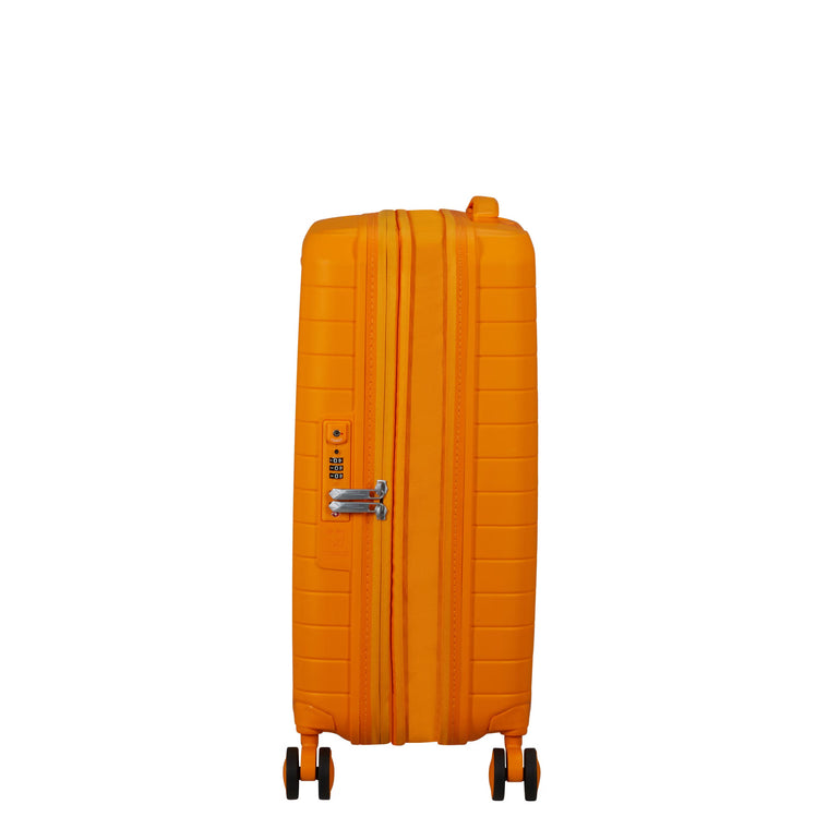 American Tourister Fastforward Expandable Spinner Carry-On Luggage