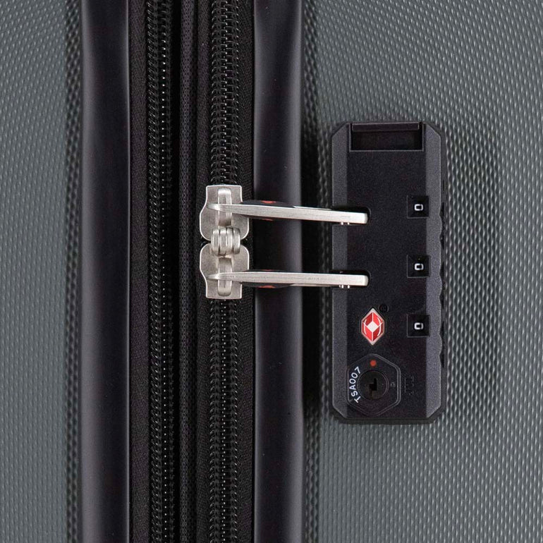 Samsonite Signat Spinner 2-Piece Luggage Set (Carry-On & Large)