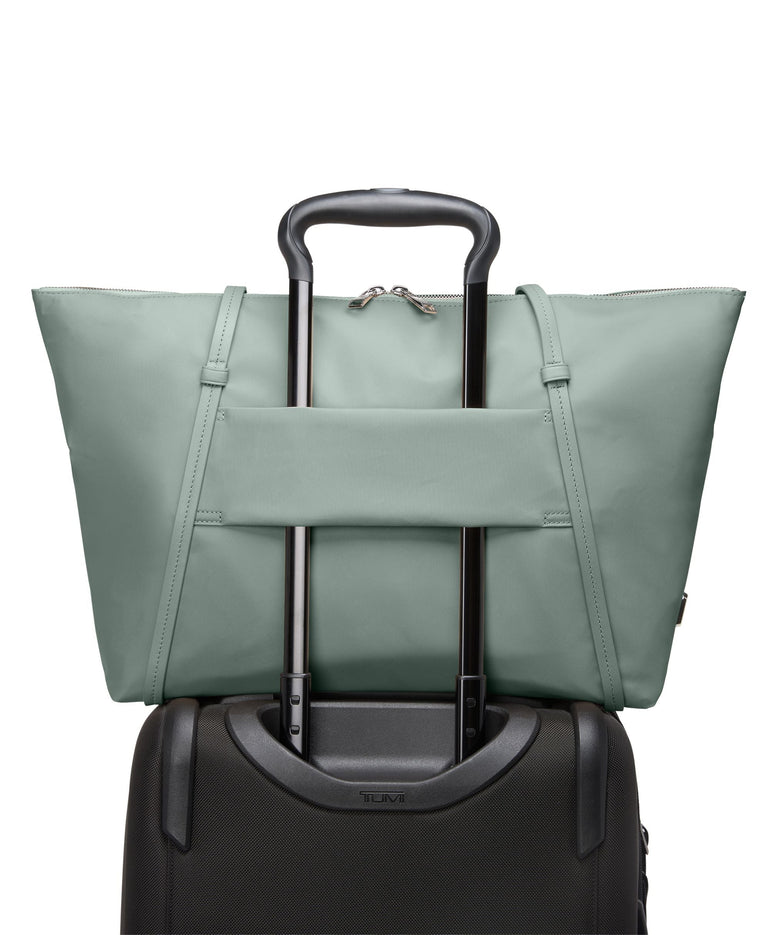 Tumi Voyageur Q Tote