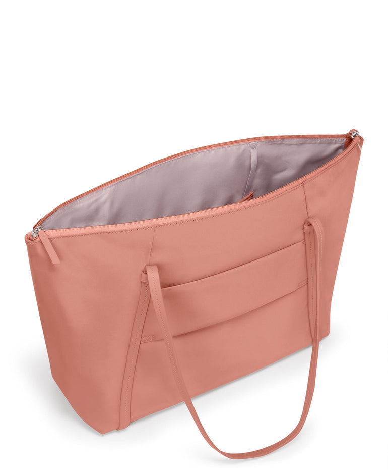 Tumi Voyageur Q Tote
