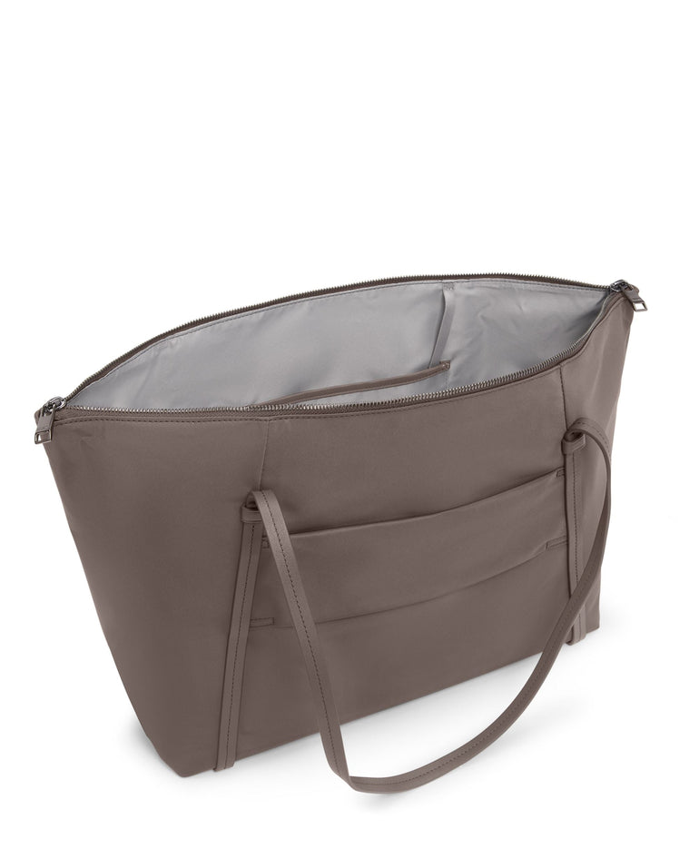 Tumi Voyageur Q Tote