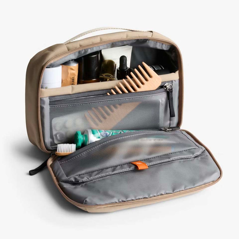 Bellroy Hanging Toiletry Kit