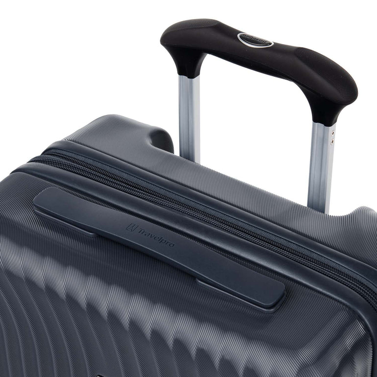 Travelpro Maxlite Air Bagage de cabine compact extensible à coque rigide à roulettes