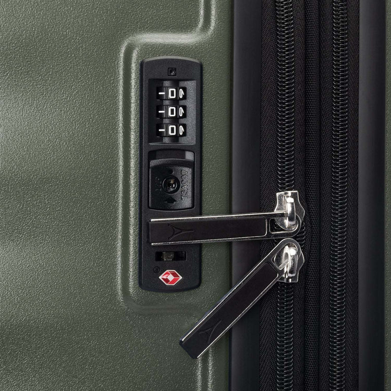 Travelpro Maxlite Air V2 Large Check-In Hardside Spinner