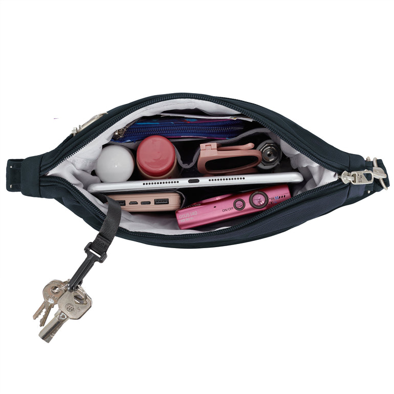 Travelon Anti-Theft Classic Messenger Bag (RFID Blocking)