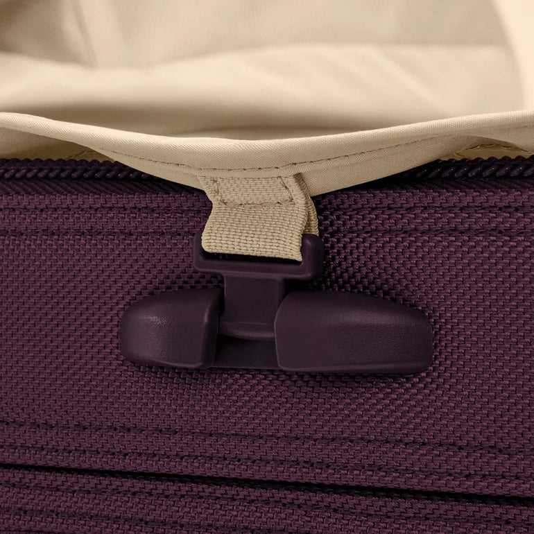 Briggs & Riley Baseline Compact Checked Medium Expandable Spinner Luggage