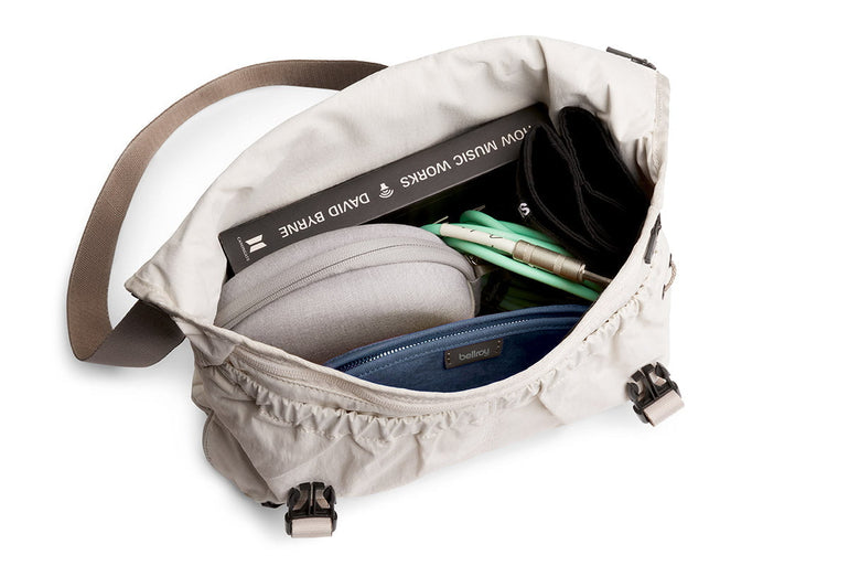 Bellroy Cinch Messenger Bag