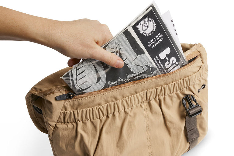 Bellroy Cinch Messenger Bag