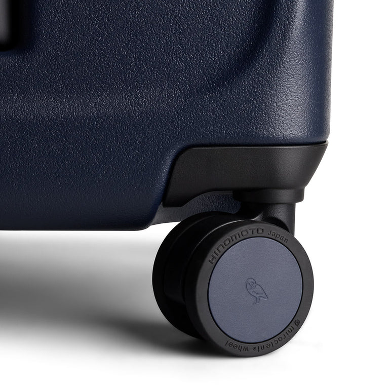 Bellroy Transit Check-In Medium Luggage