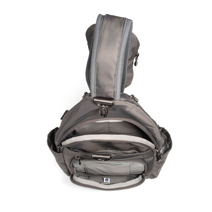 Baggallini Central Park Large Sling