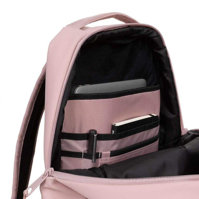Eastpak Tecum F CNNCT F - Matte Powder
