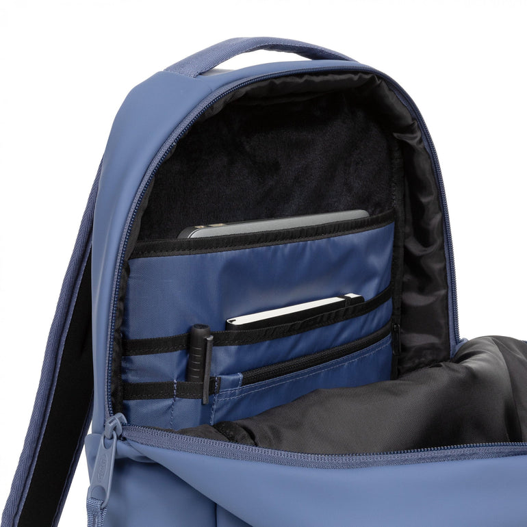 Eastpak Tecum F CNNCT F - Matte Indigo