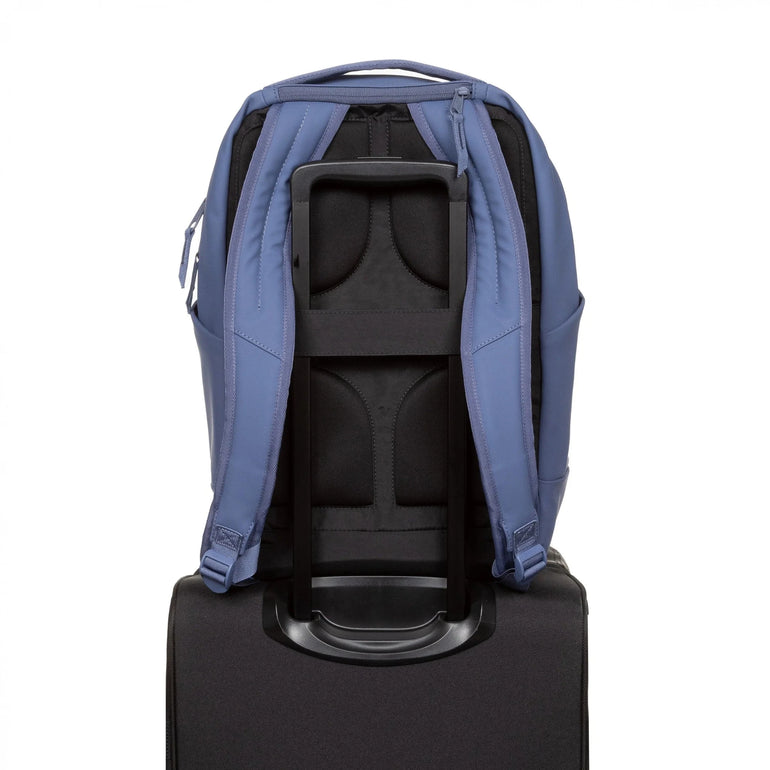 Eastpak Tecum F CNNCT F - Matte Indigo