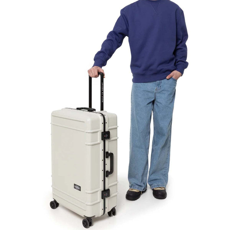 Eastpak Resist'R Case L - Sand