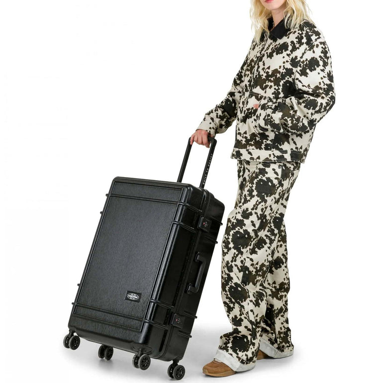 Eastpak Resist'R Case L - Brushed Black