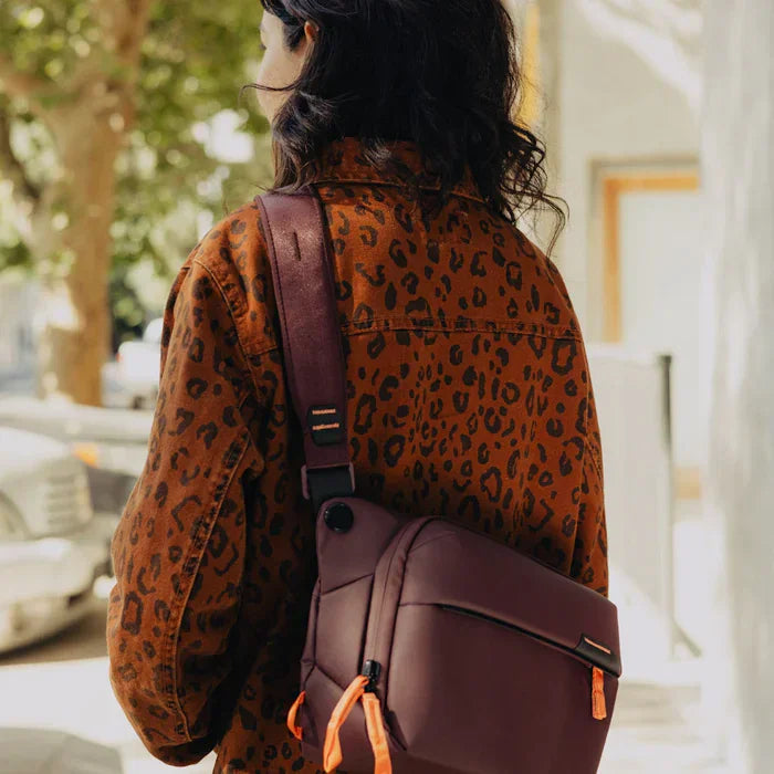 Peak Design Everyday Sling 3L