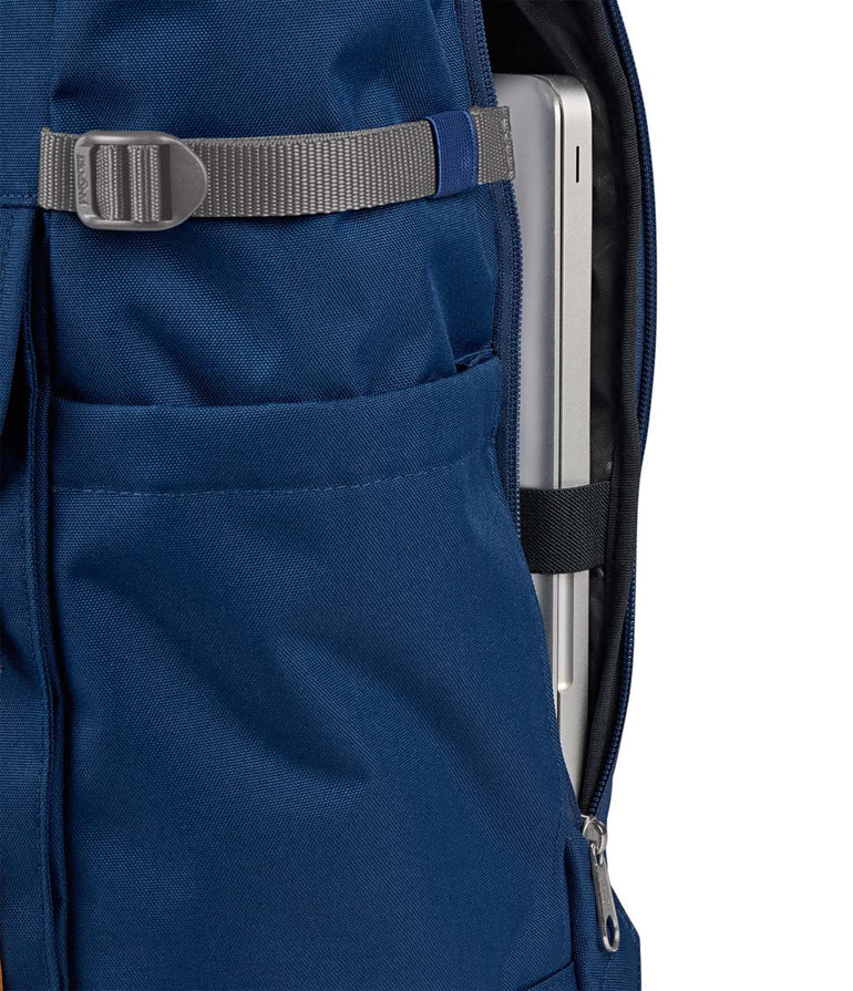 JanSport Hatchet Rolltop - Navy
