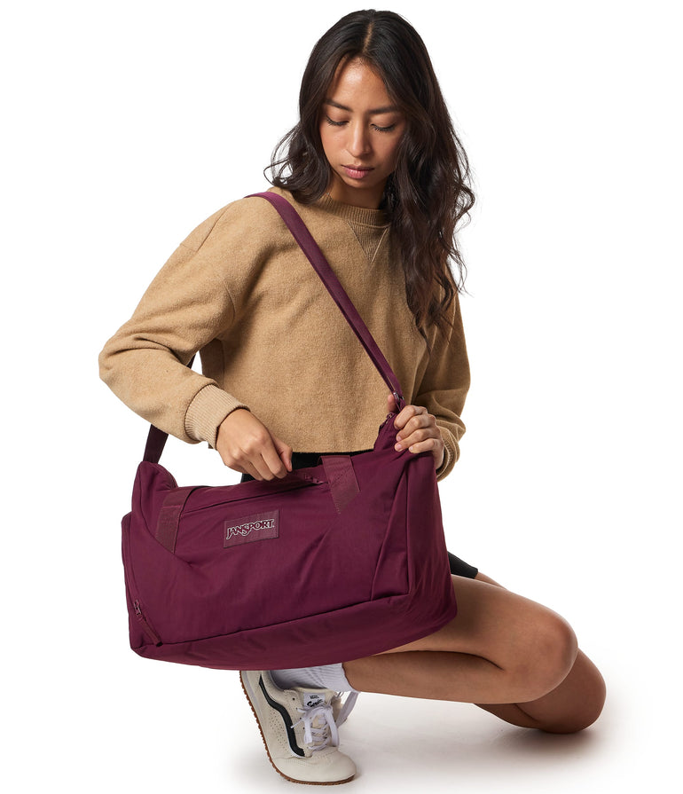 JanSport Recharge Gym Bag Medium - Cherry Lacquer
