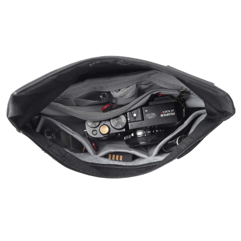 Peak Design Field Pouch V2