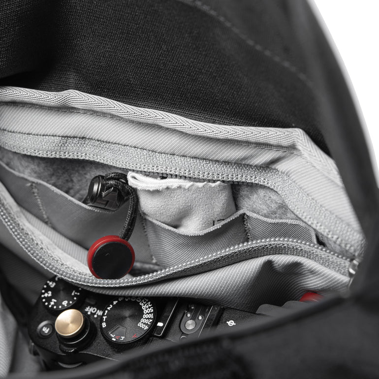 Peak Design Field Pouch V2