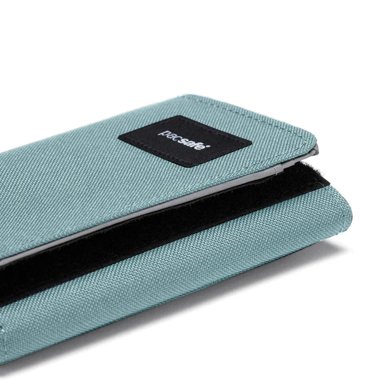 Pacsafe RFIDsafe™ RFID Blocking Trifold Wallet - Fresh Mint