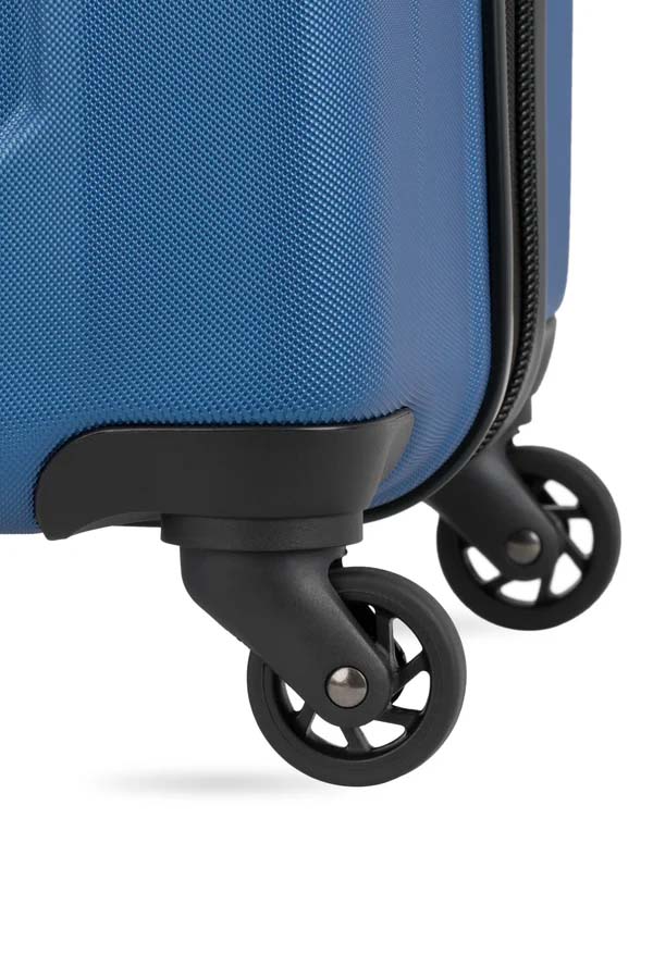 Swiss Gear The Chrome Large Checked Spinner Luggage