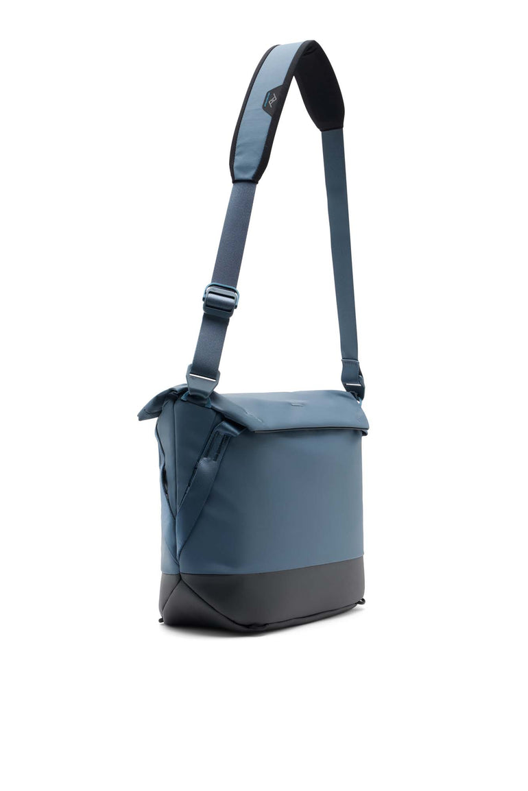 Peak Design Everyday Tote 15L