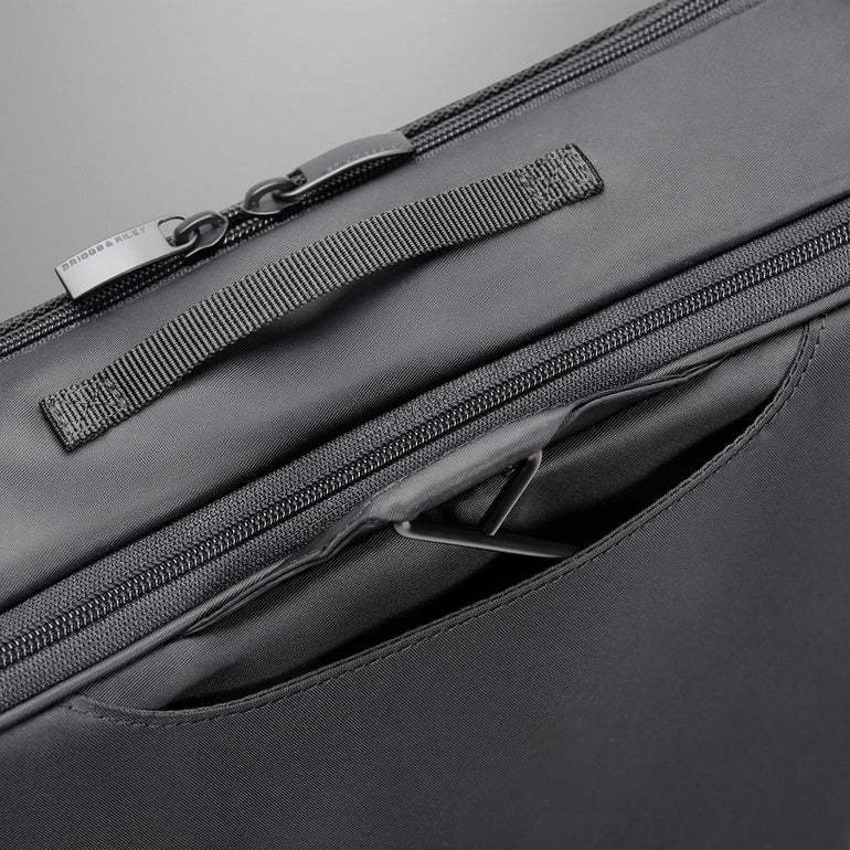 Briggs & Riley Travel Essentials Hanging Laundry Compression Cube