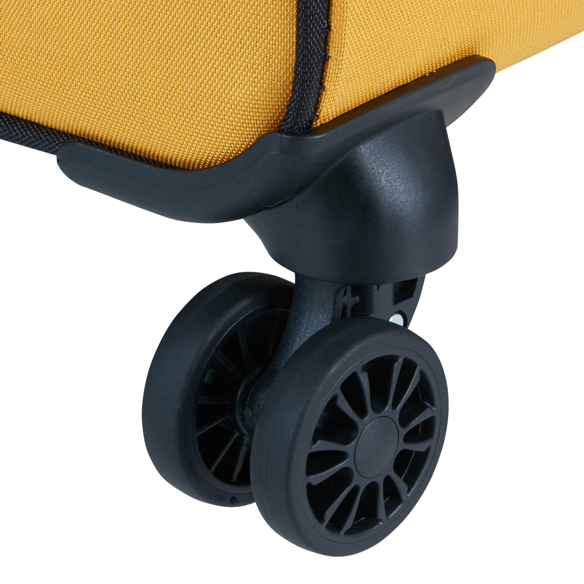 American Tourister Luggage American Tourister Daring Dash Spinner Expandable Medium Luggage