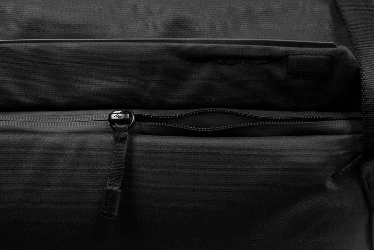 Peak Design Everyday Tote 15L
