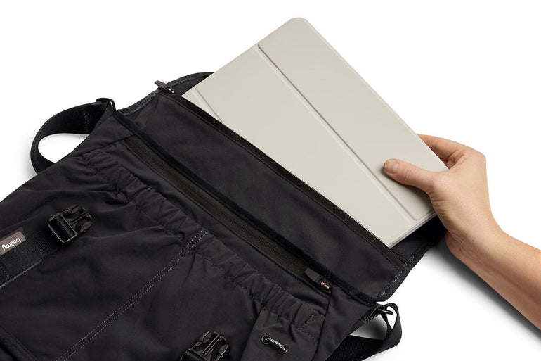 Bellroy Cinch Messenger Bag