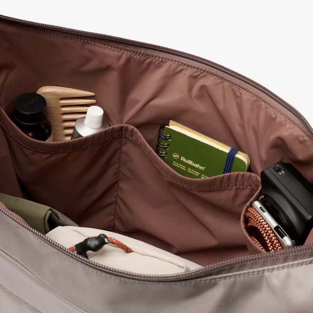 Bellroy Cross-Body Bag Bellroy Laneway Crescent Bag 12L