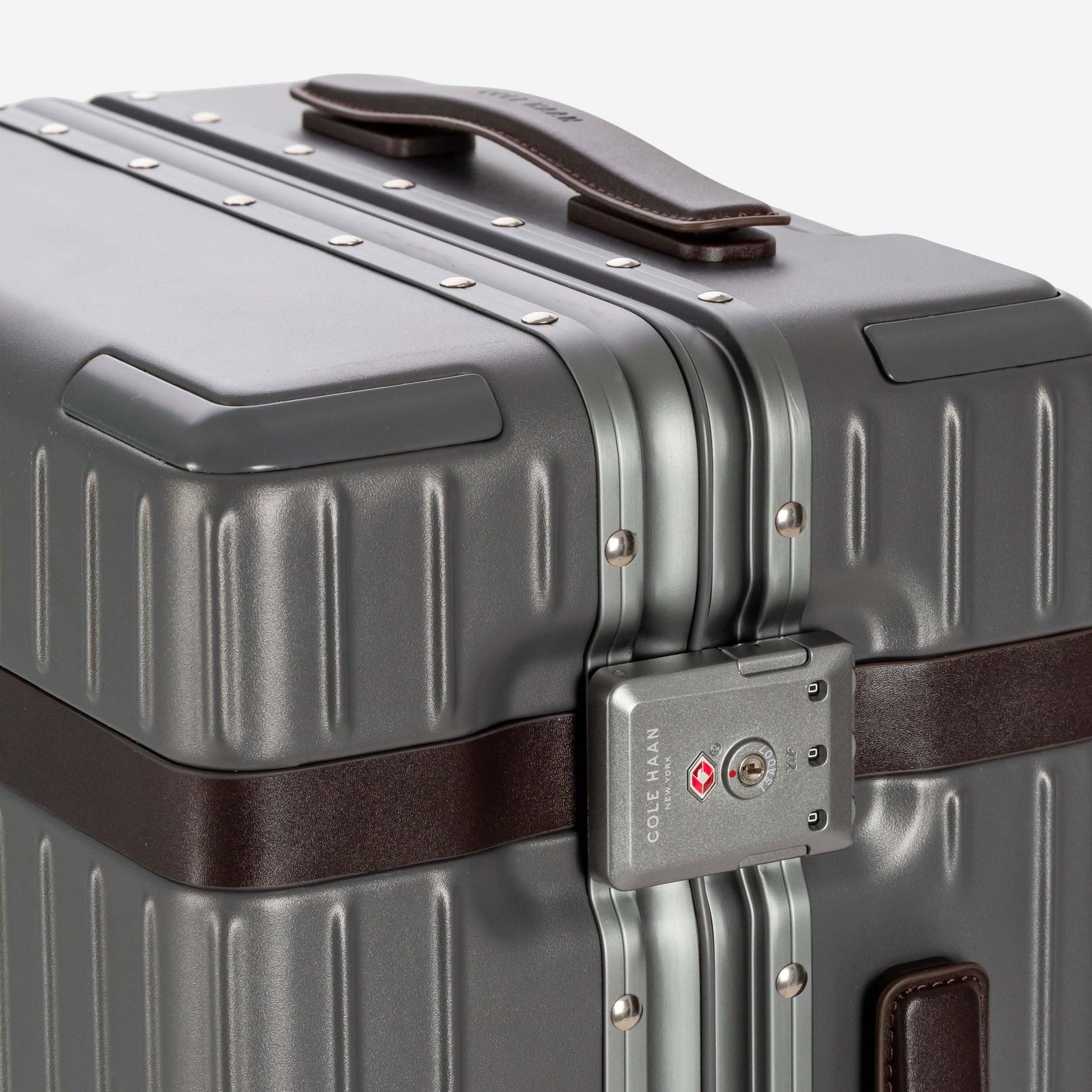 Cole Haan Luggage Cole Haan Legacy Grand Pro Premium Hardside Large Checked Luggage