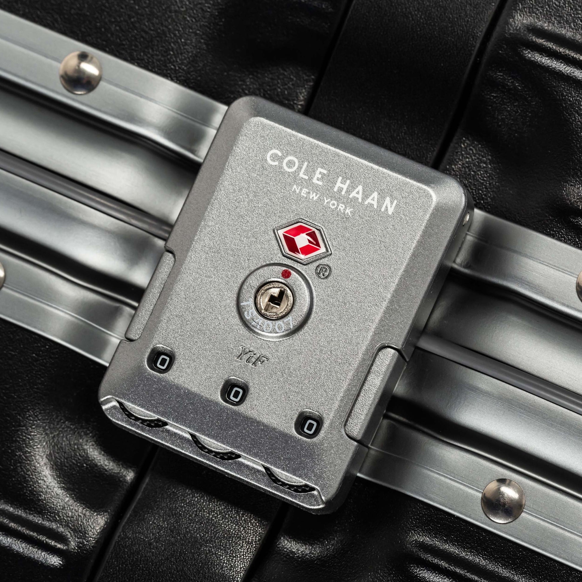Cole Haan Luggage Cole Haan Legacy Grand Pro Premium Hardside Large Checked Luggage