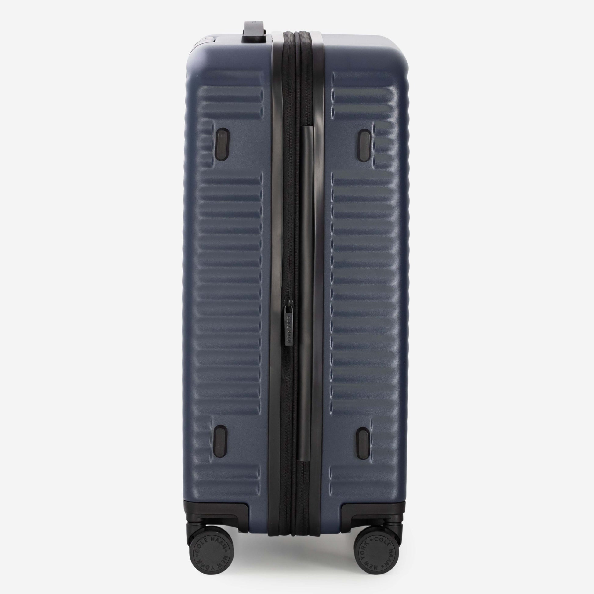 Cole Haan Luggage Cole Haan Traverse Series Premium Hardside Medium Checked Luggage