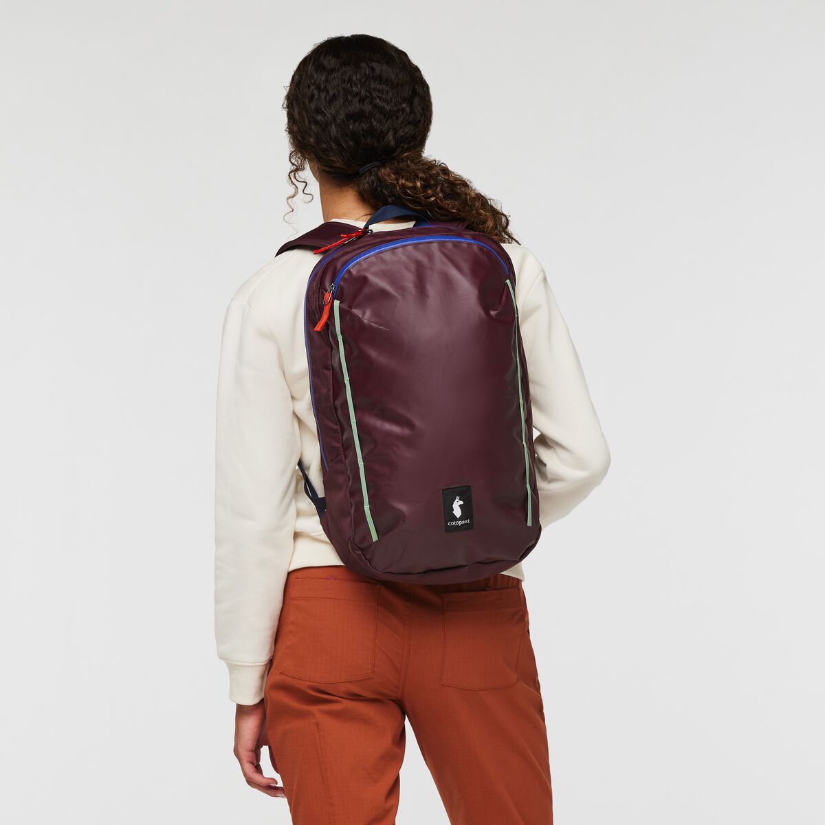 Cotopaxi Backpacks Black Cotopaxi Vaya 18L Backpack - Cada Dia - Black