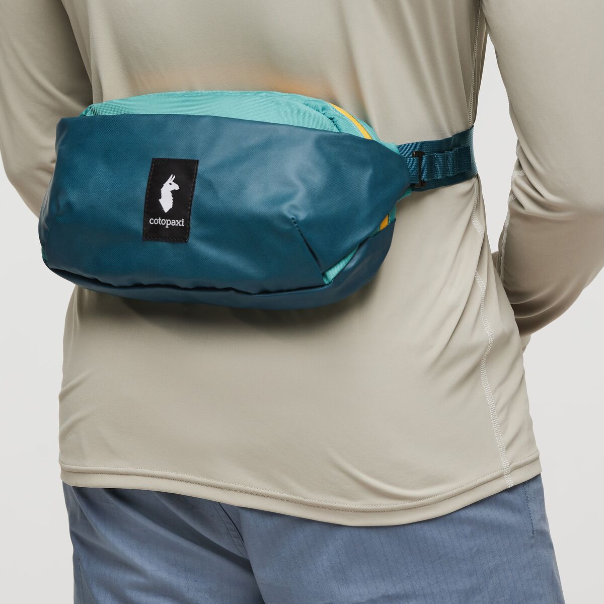 Cotopaxi Waist Pouches Blue Smoke/Live Oak Cotopaxi Coso 2L Hip Pack - Cada Día - Blue Smoke/Live Oak