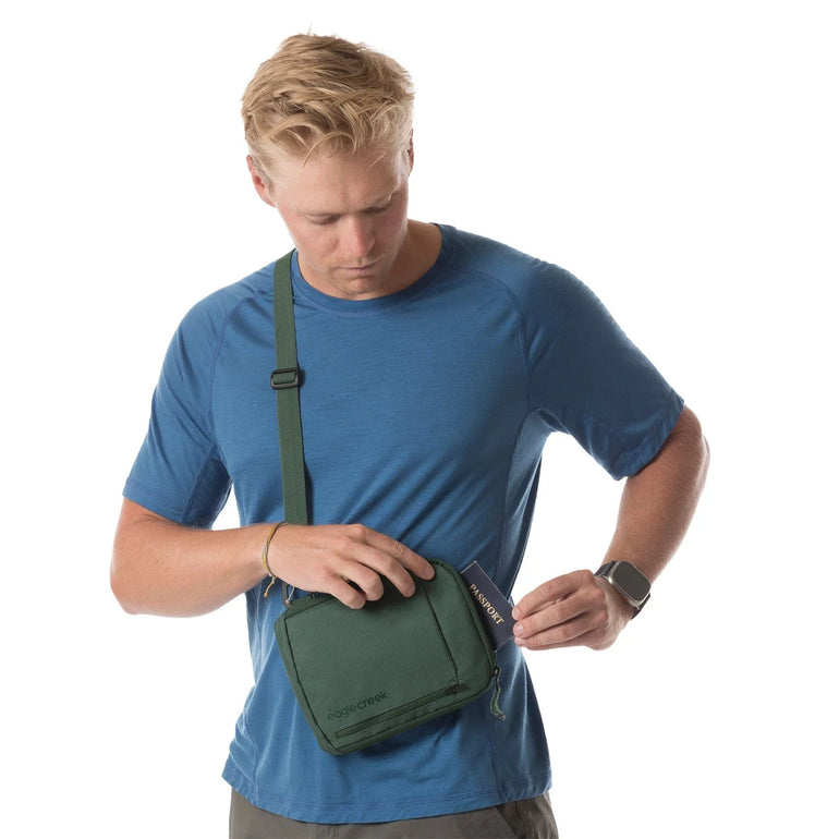 Eagle Creek Cross-Body Bag Eagle Creek Stash RFID Crossbody Bag
