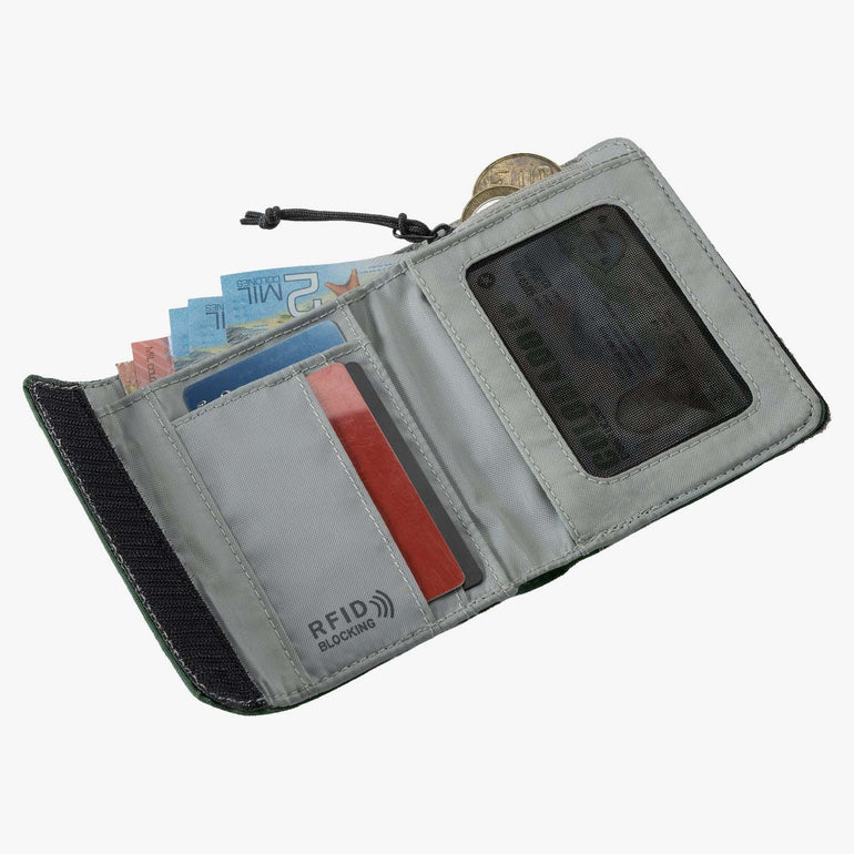 Eagle Creek Wallets Eagle Creek Stash RFID Tri-Fold Wallet