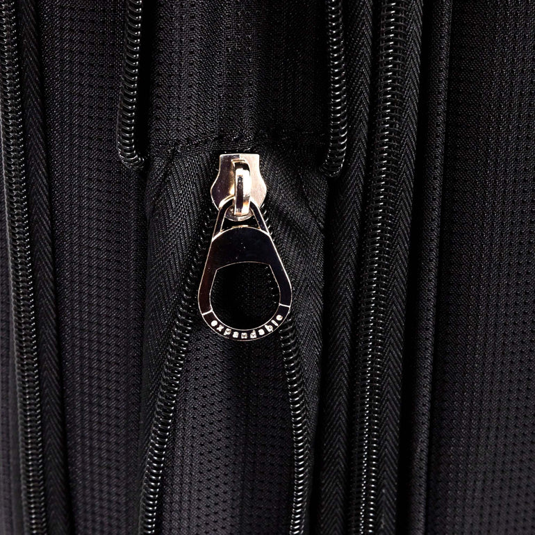 Explorer Luggage Black Explorer Onyx Medium Expandable Spinner Luggage